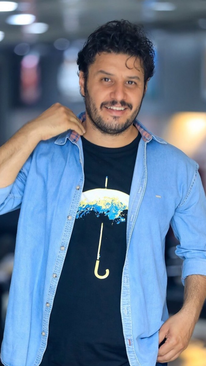 جواد عزتی-بازیگر ایرانی
